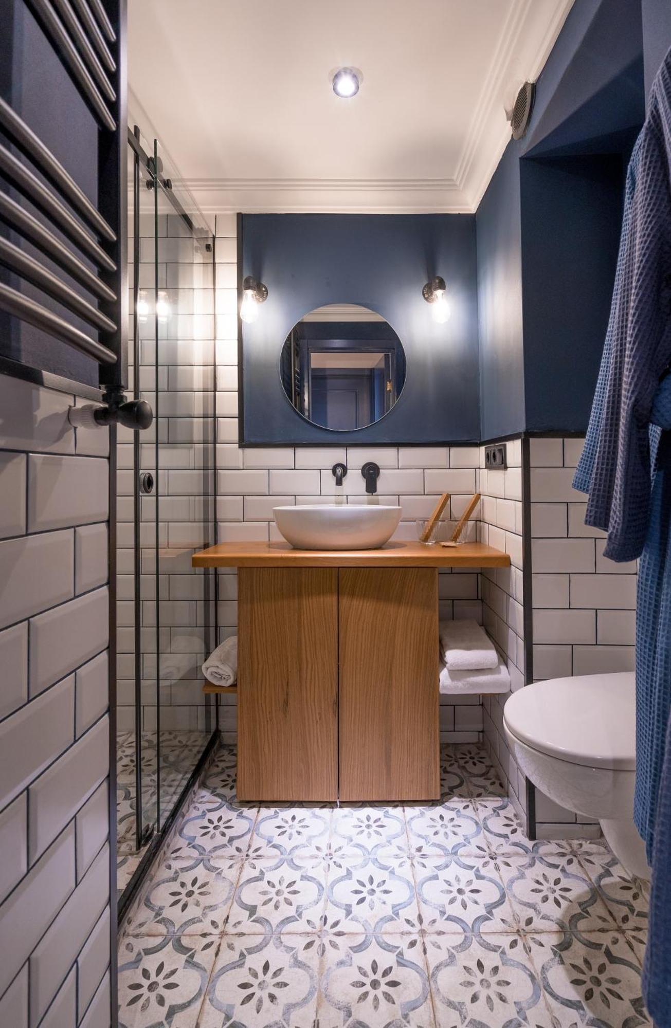 Zorba&Bond Boutique Hotel Tbilisi Rum bild