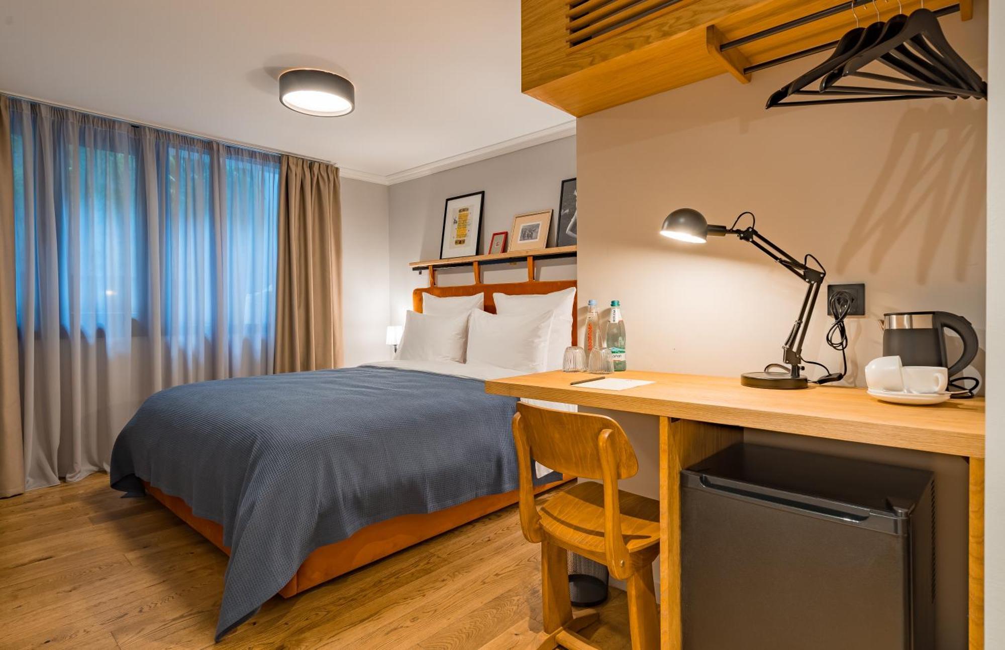 Zorba&Bond Boutique Hotel Tbilisi Rum bild