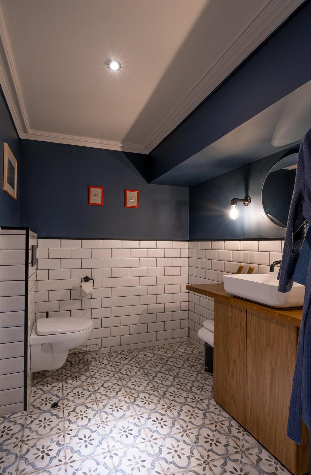 Zorba&Bond Boutique Hotel Tbilisi Rum bild