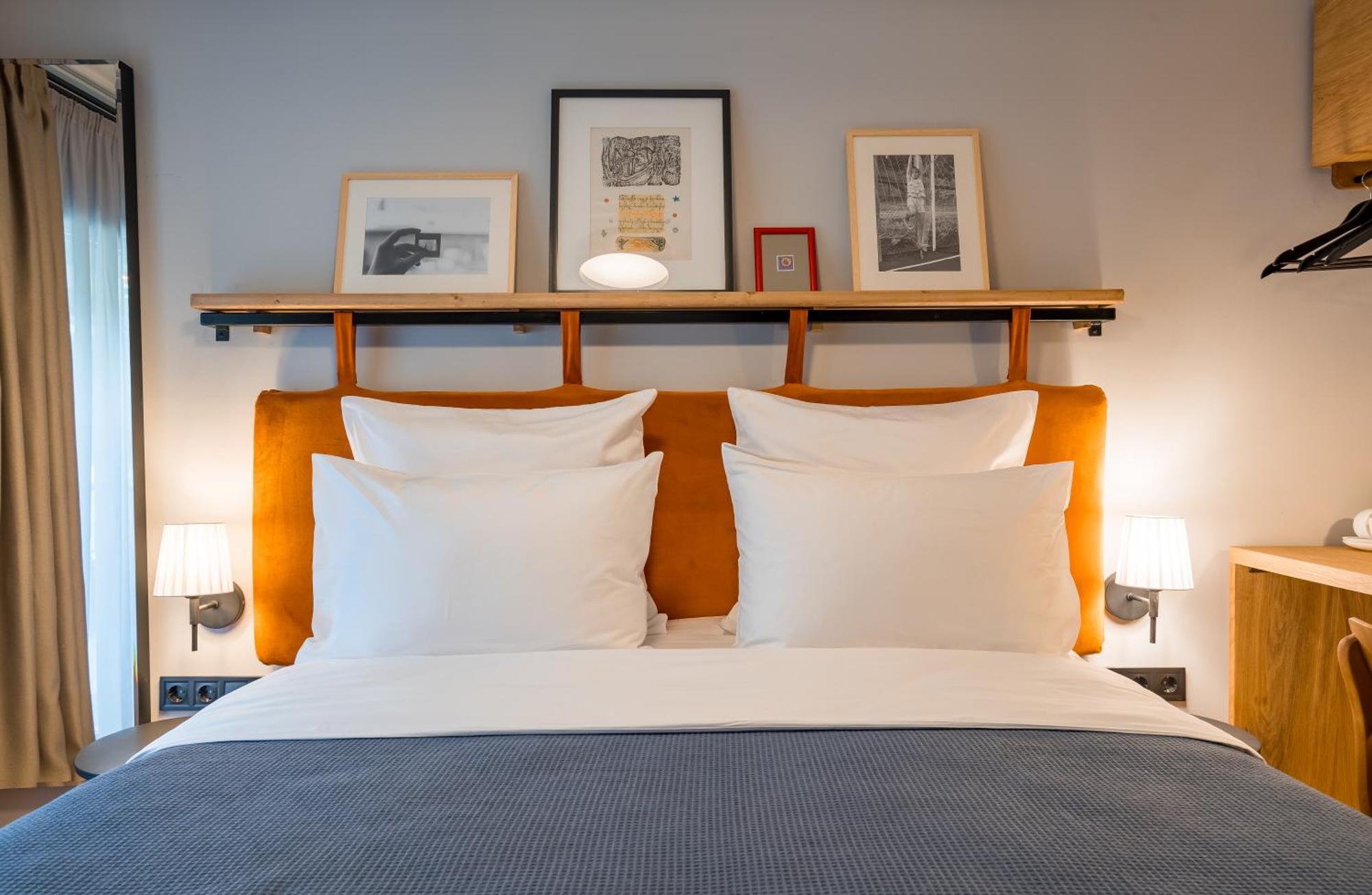 Zorba&Bond Boutique Hotel Tbilisi Rum bild